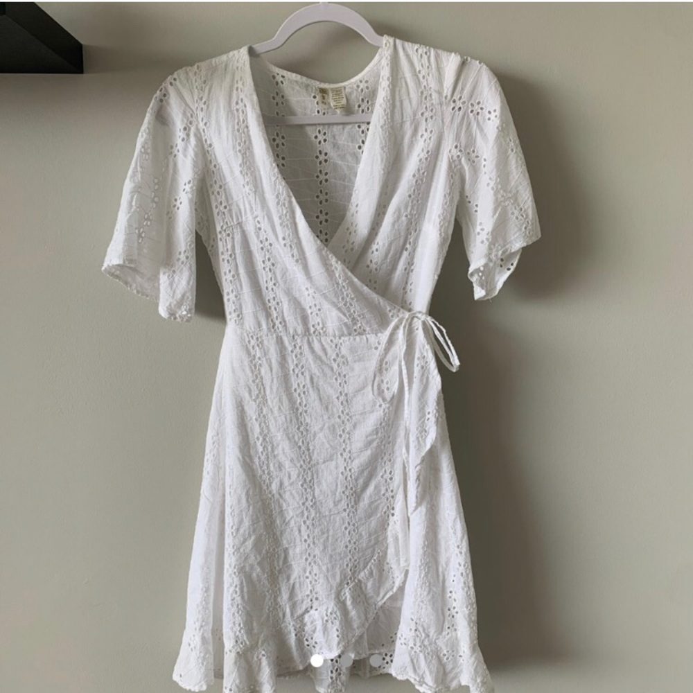 white dress